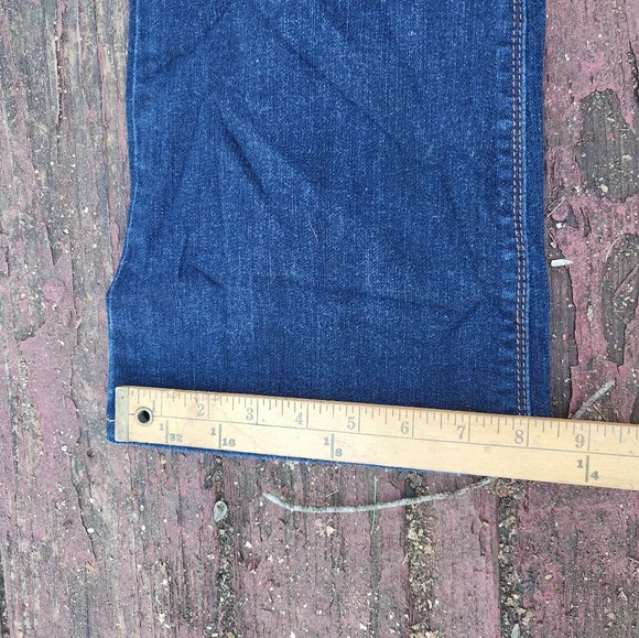 White House Black Market Jeans - Picture 5 of 11